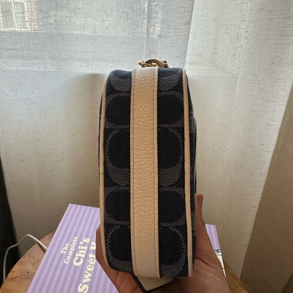 Coach Mini Dempsey Camera Bag - Picture 6 of 7